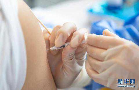 香港验血准备,备孕者能否接种新冠疫苗？专家回应来了
